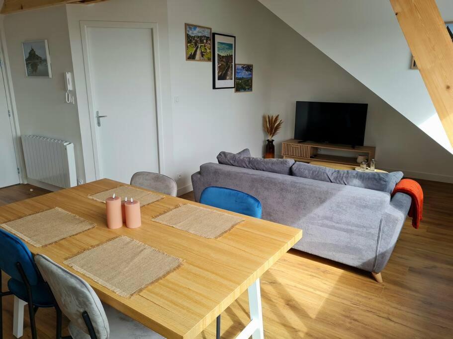 Appartement Avec Vue Fougeres Exterior photo